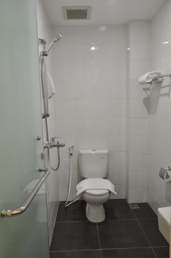 Kitara Hotel ジャカルタ エクステリア 写真