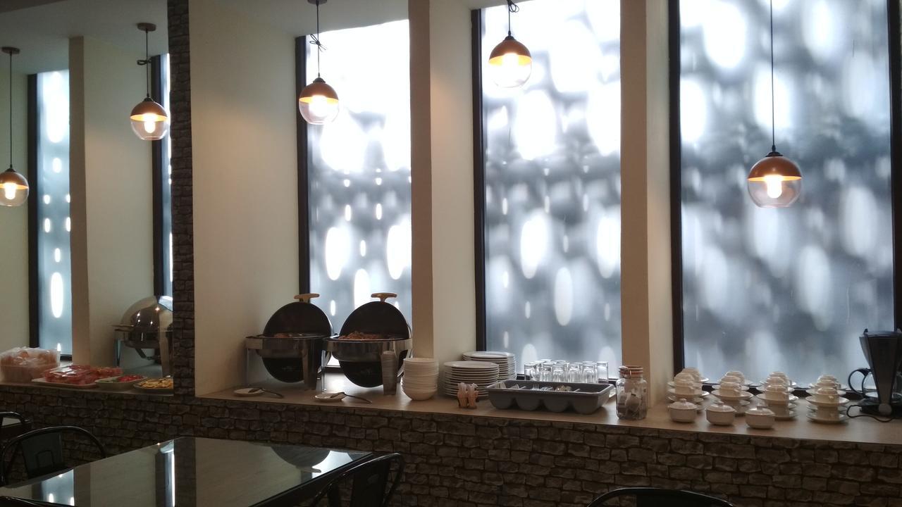 Kitara Hotel ジャカルタ エクステリア 写真